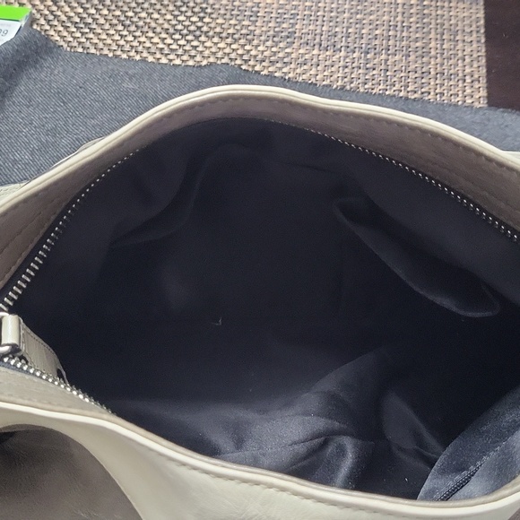 Vintage Coach Legacy - Picture 7 of 7